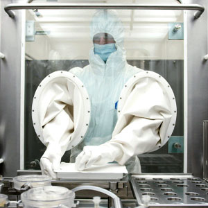 Isolator Contamination Control Monitors with a biocapt single use in an AST isolator