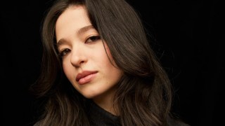 ‘Anora’ Star Mikey Madison Explains Why It Was Important the Film Wasn’t a ‘Universal Sex Worker Story’ | Wrap Studio