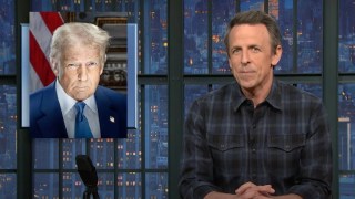 Seth Meyers Roasts Trump’s New Presidential Portrait | Video